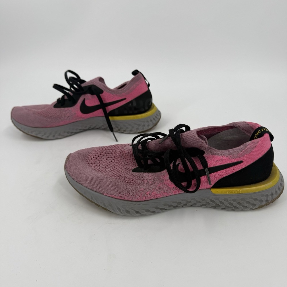 Nike Epic React Flyknit Women's 11 Pink Black Running Shoes AQ0070-500